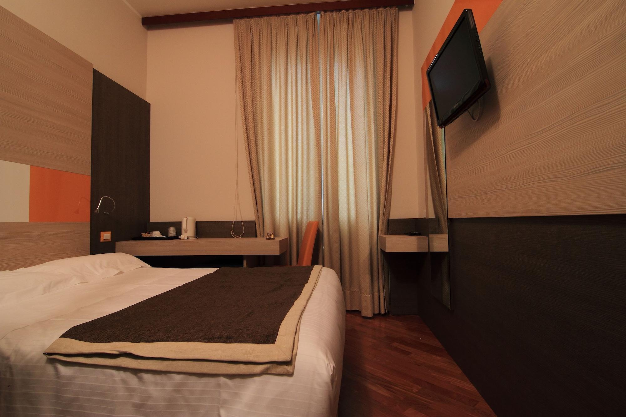 Hotel Metro Mediolan Zewnętrze zdjęcie