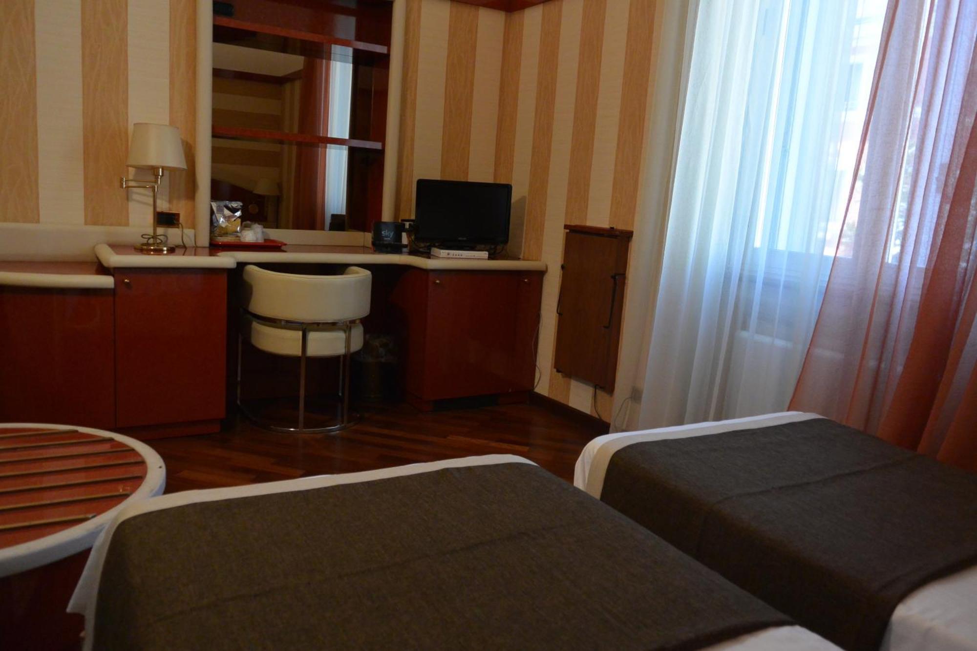 Hotel Metro Mediolan Pokój zdjęcie