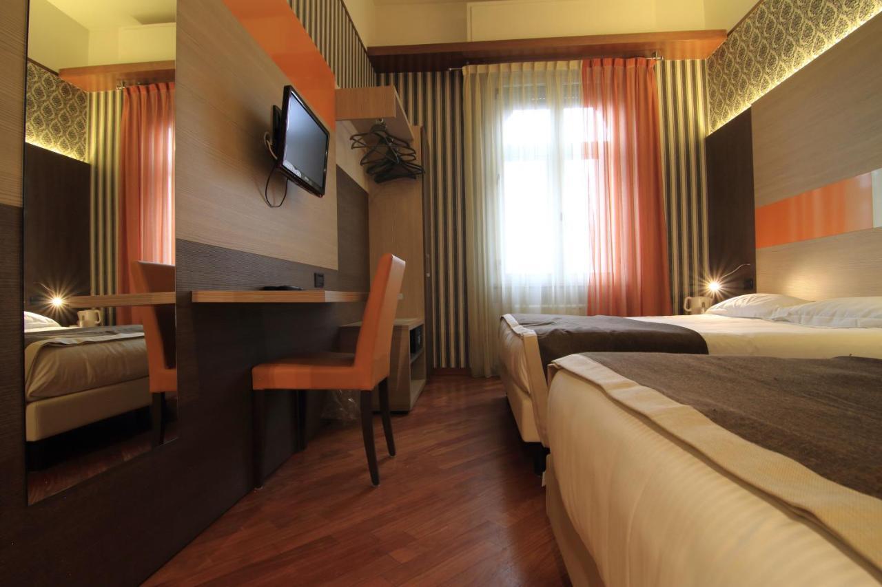 Hotel Metro Mediolan Zewnętrze zdjęcie