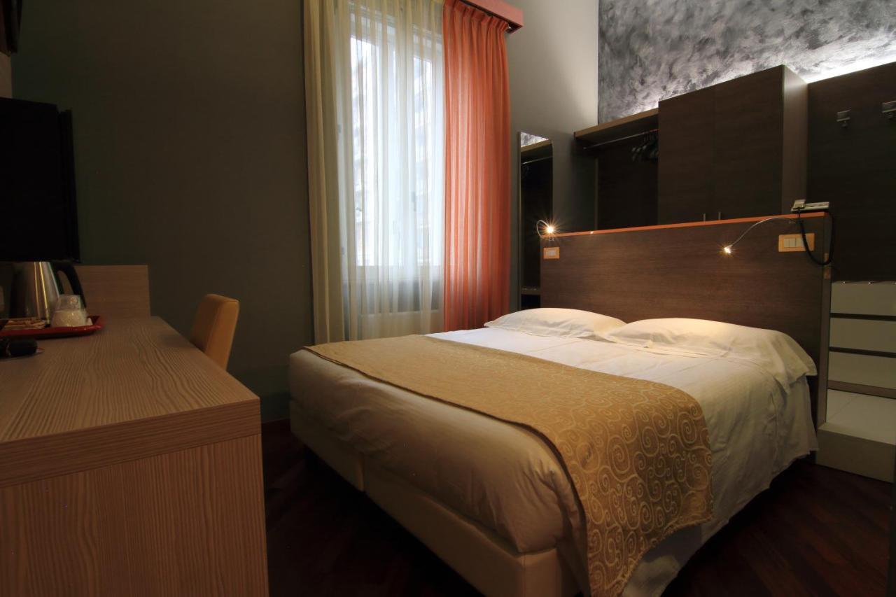 Hotel Metro Mediolan Zewnętrze zdjęcie